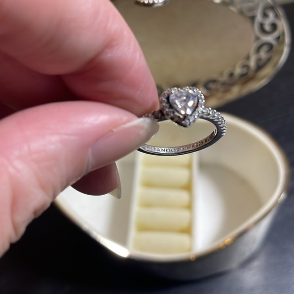 SOLD - Pandora heart ring - Picture 2 of 3